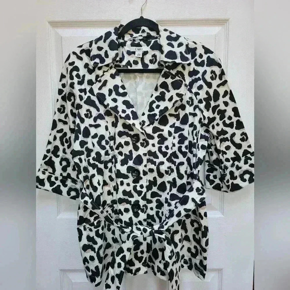 Cato Women's Leopard Print Button Down Short Trench Style Cost Size Large - Picture 1 of 4